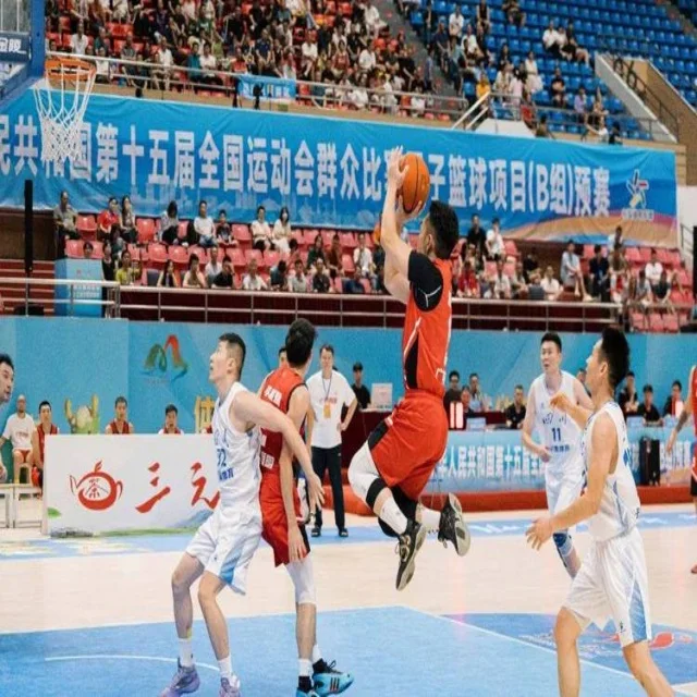 广东男篮换帅引发热议,新赛季能否再创佳绩